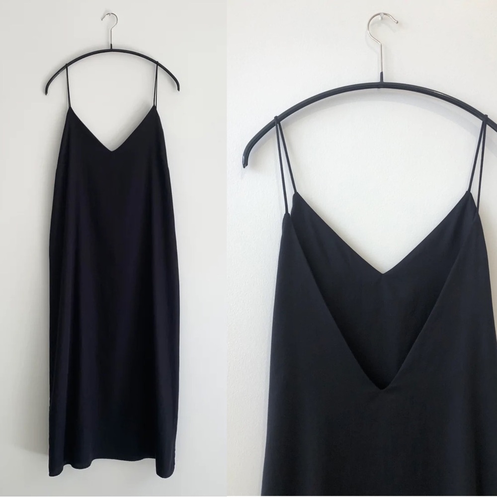 Kamperett • Sade Slip dress black cotton midi spaghetti strap v neck slit
